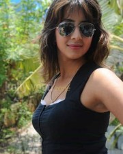Sanjana Latest Sexy Stills 10