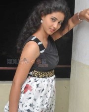Tolly Actress Pavani Photos 04