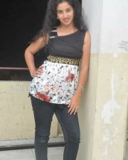 Tolly Actress Pavani Photos 05