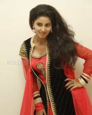 Tollywood Actress Pavani Photoshoot Stills 21