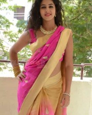 Vasudhaika 1957 Actress Pavani Photos 11