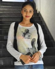 Actress Sanam Shetty Photos 01
