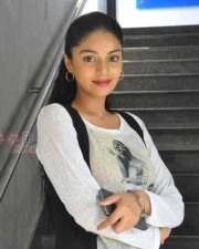 Actress Sanam Shetty Photos 03