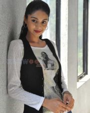 Actress Sanam Shetty Photos 06