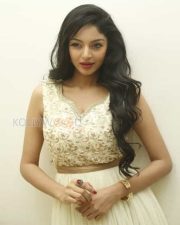 Kalai Vendhan Heroine Sanam Shetty Stills 06