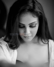 Kasada Thapara Actress Chandini Tamilarasan Latest Photoshoot Gallery 13