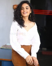 Kashish Khan at Anubhavinchu Raja Movie Interview Stills 13