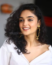 Kashish Khan at Anubhavinchu Raja Movie Interview Stills 14