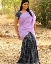 Manthrikan Heroine Poonam Bajwa Cute Stills 12 Manthrikan Heroine Poonam Bajwa Cute Stills 12