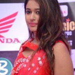 Poonam Bajwa At Mirchi Music Awards 2016 Photos 13 Poonam Bajwa At Mirchi Music Awards 2016 Photos 13