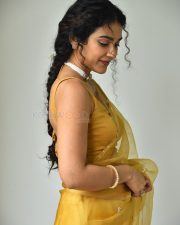Actress Aakanksha Singh at Shashtipoorthi Movie Interview Pictures 12