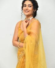 Actress Aakanksha Singh at Shashtipoorthi Movie Interview Pictures 43