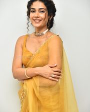 Actress Aakanksha Singh at Shashtipoorthi Movie Interview Pictures 45