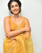 Actress Aakanksha Singh at Shashtipoorthi Movie Interview Pictures 47