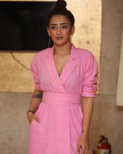 Actress Akshara Haasan At Kadaram Kondam Pre release Event Pictures 05
