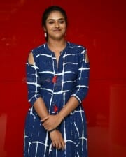 Actress Indhuja Ravichandran At Raatchasi Movie Premiere Show Photos 07
