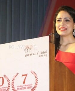 Actress Komal Sharma At Gnanaserukku Movie Audio Launch Pictures 02