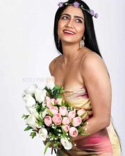 Actress Komal Sharma Sexy Photoshoot Pictures 03