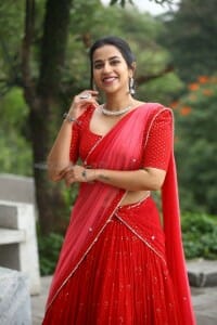 Actress Komalee Prasad at Sasivadane Movie Opening Pictures 17
