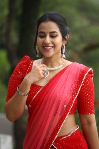 Actress Komalee Prasad at Sasivadane Movie Opening Pictures 20