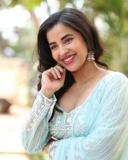 Actress Komalee Prasad at Sasivadane Movie Press Meet Photos 23
