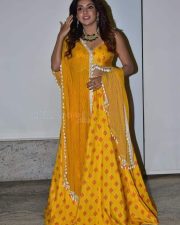 Actress Mahima Nambiar at Chandramukhi 2 Movie Pre Release Event Photos 05