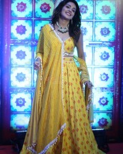 Actress Mahima Nambiar at Chandramukhi 2 Movie Pre Release Event Photos 13