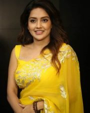 Actress Mahima Nambiar at Chandramukhi 2 Movie Press Meet Photos 01