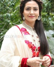 Actress Nandini Rai Pictures 12