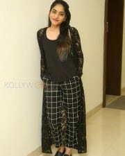 Actress Punarnavi Bhupalam New Photos 33