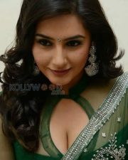Actress Ragini Dwivedi Sexy Pictures 02