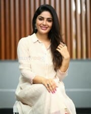 Actress Samyuktha Menon at Bimbisara Movie Interview Photos 17