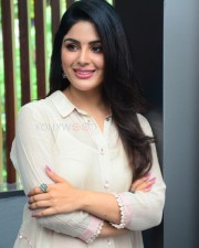 Actress Samyuktha Menon at Bimbisara Movie Interview Photos 21