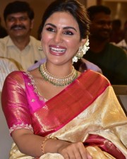 Actress Samyuktha Menon at Vaathi Sir Movie Blockbuster Success Meet Photos 07