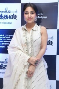 Actress Shweta Tripathi At Mehandi Circus Audio Launch Photos 01