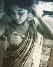 Actress Shweta Tripathi Photos 08