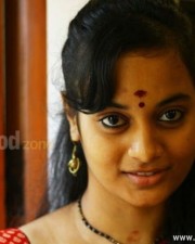 Actress Suja Varunee Sexy Pictures 24