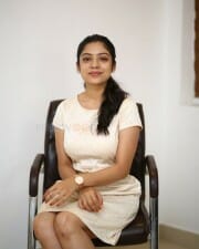 Actress Varsha Bollamma at Swathi Muthyam Movie Interview Photos 08