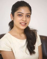 Actress Varsha Bollamma at Swathi Muthyam Movie Interview Photos 13