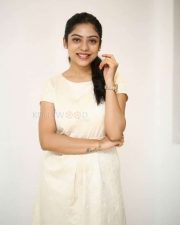 Actress Varsha Bollamma at Swathi Muthyam Movie Interview Photos 32