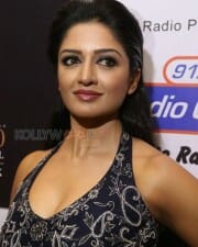 Actress Vimala Raman At Kingfisher Ultra Hifw Day 1 Photos 18