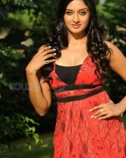 Actress Vimala Raman Photoshoot Pictures 06