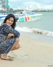 Actress Vimala Raman Sexy Pics 06