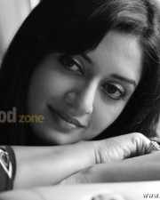 Actress Vimala Raman Sexy Pics 18