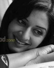 Actress Vimala Raman Sexy Pics 19