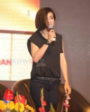 Akshara Hassan Photos 12
