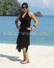Beautiful Actress Vimala Raman Stills 20