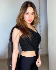 Beautiful Jannat Zubair in a Black Saree Photos 02