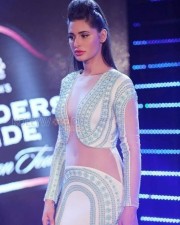 Bollywood Actress Nargis Fakhri Semi Nude Pictures 11 Bollywood Actress Nargis Fakhri Semi Nude Pictures 11