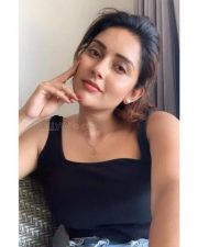 Chandramukhi 2 Actress Mahima Nambiar Photoshoot Pictures 25